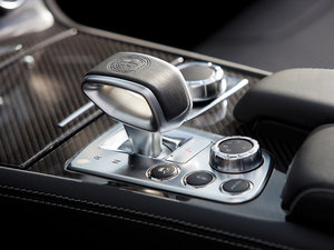 2013��A(y��)MG SL 63 �п؅^(q��)