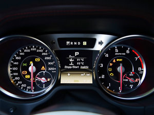 2013��A(y��)MG SL 63 �п؅^(q��)