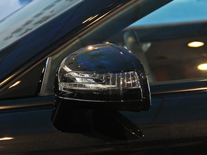 2013��A(y��)MG SL 63 ��(x��)��(ji��)���^