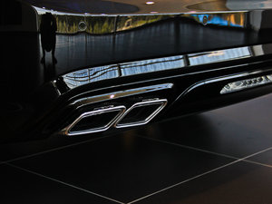 2013��AMG SL 63 �������^