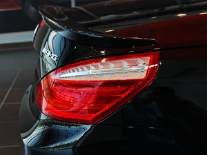 2013��AMG SL 63 �������^