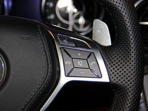 2013��AMG SL 63 �п؅^