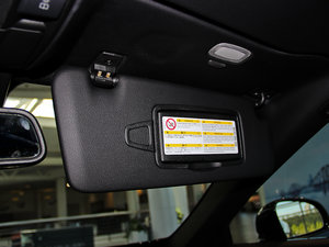 2013��AMG SL 63 �п؅^