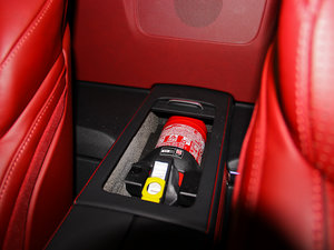 2013��AMG SL 63 �п؅^