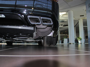 2013��AMG SL 63 �п؅^