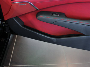 2013��AMG SL 63 �п؅^