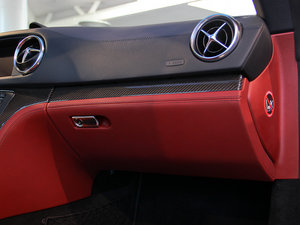 2013��AMG SL 63 �п؅^