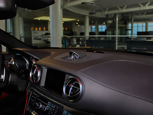 2013��AMG SL 63 �п؅^