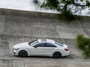 2014��AMG CLS 63 ���w���^