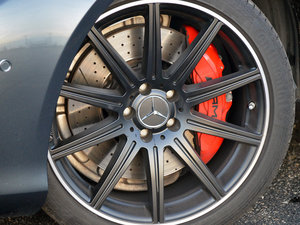 2014A(y)MG E 63 S 4MATIC Wagon (x)(ji)^