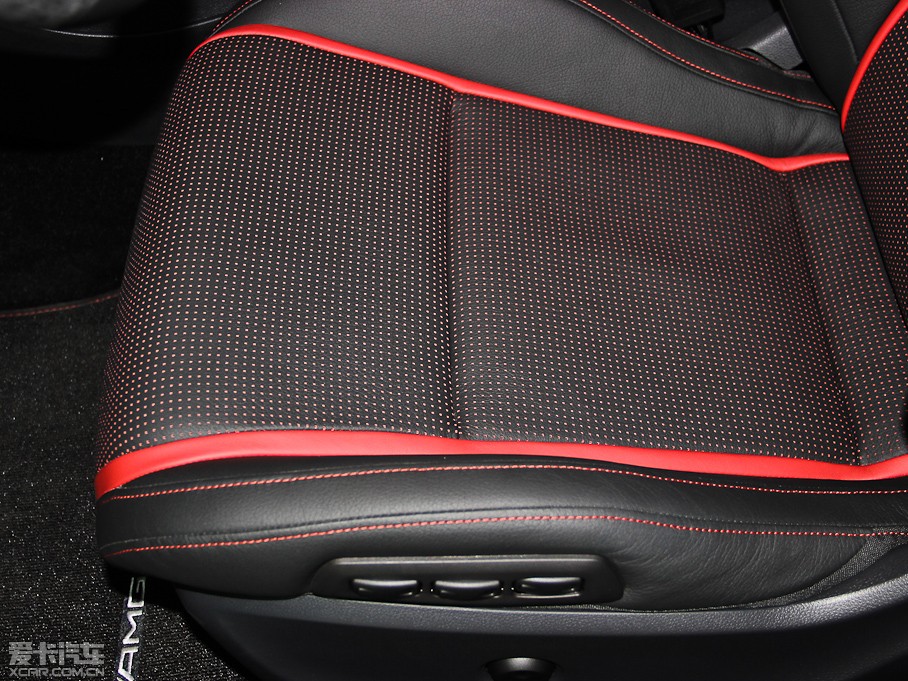 2014YAAMG(M) AMG A 45