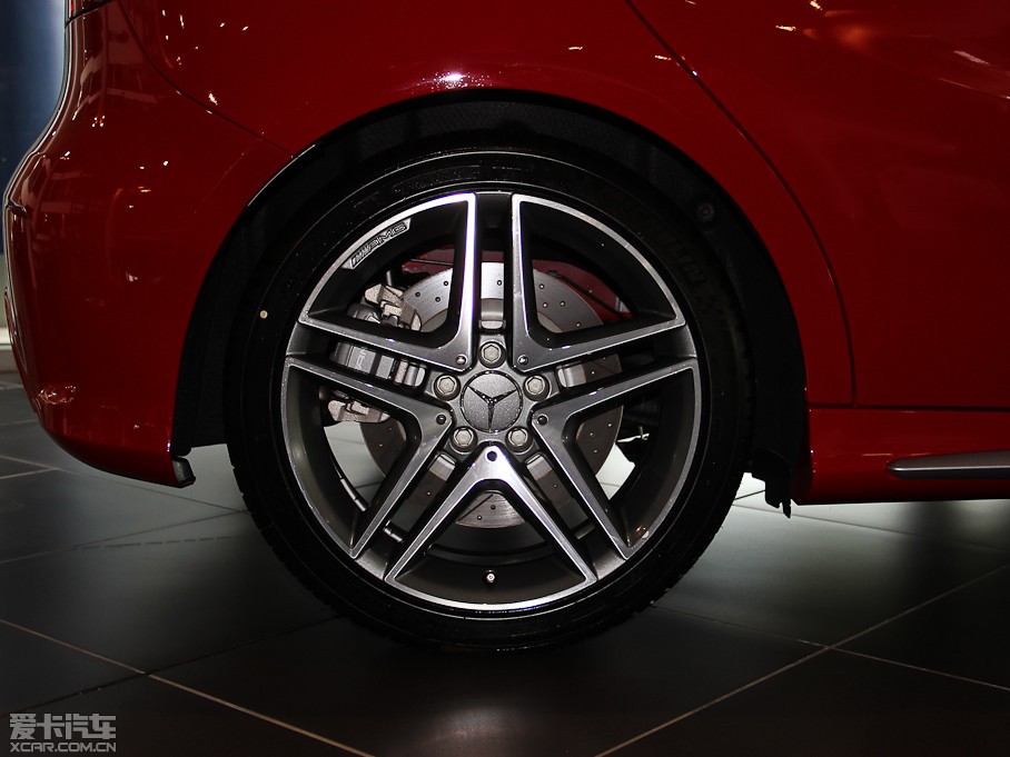 2014YAAMG(M) AMG A 45