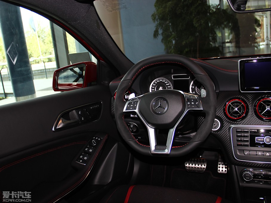 2014YAAMG(M) AMG A 45