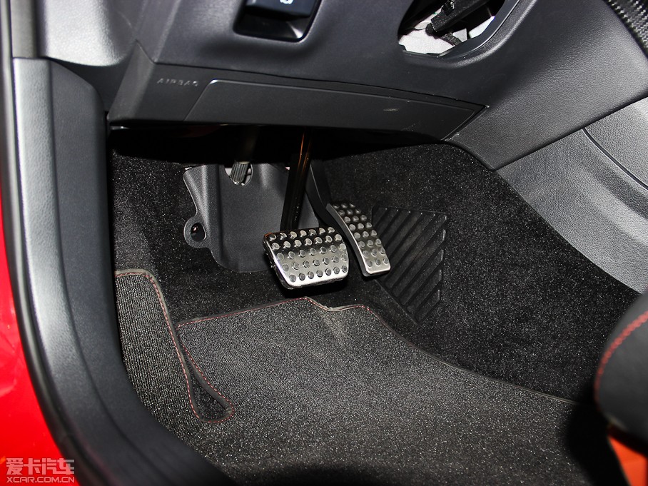 2014YAAMG(M) AMG A 45