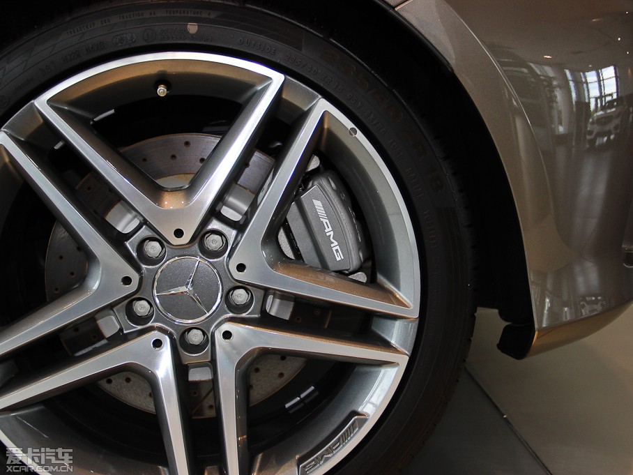 2014YAAMG(M) AMG A 45