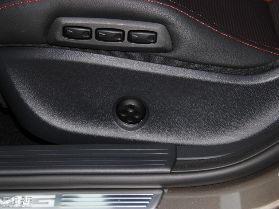 2014YAAMG(M) AMG A 45