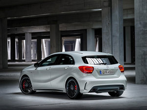 2014AMG A 45 w^