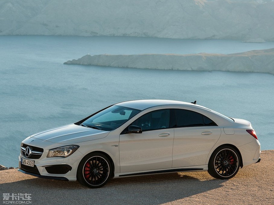 2013YCLAAMG AMG CLA 45