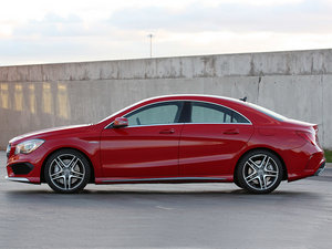 2013款AMG CLA 45 整体外观