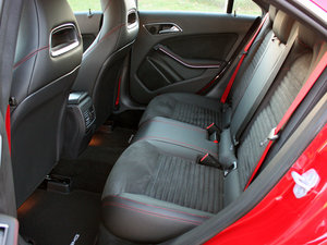 2013款AMG CLA 45 空间座椅