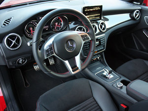 2013A(y)MG CLA 45 п؅^(q)