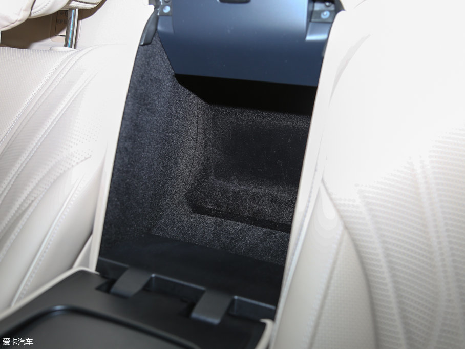 2014A(y)MG S(j) AMG S 65L