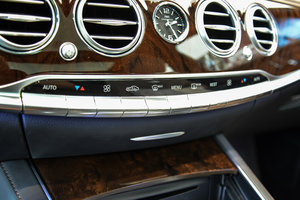 2014AMG S 63L 4MATIC п؅^