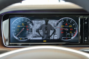 2014AMG S 63L 4MATIC п؅^