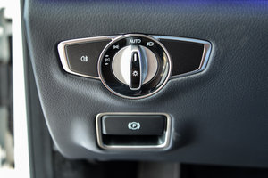 2014AMG S 63L 4MATIC п؅^