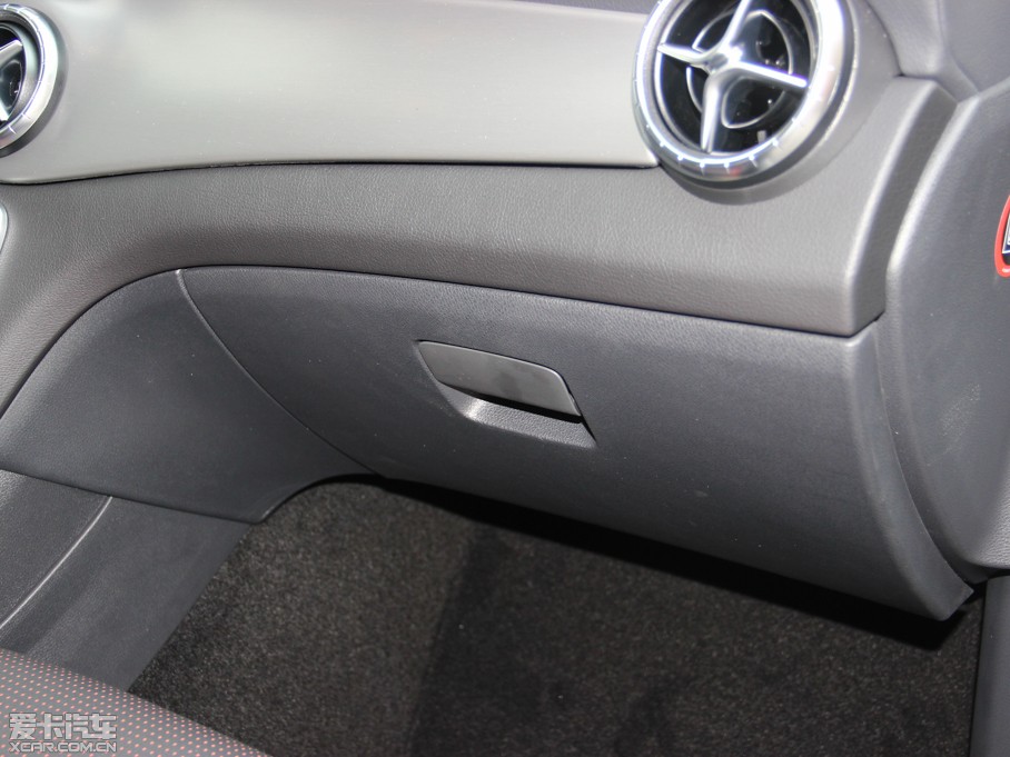 2014YCLAAMG AMG CLA 45 4MATIC