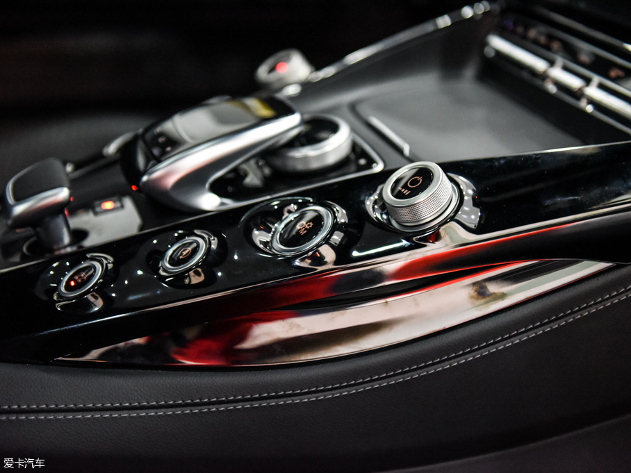 2015YAMG GT AMG GT S