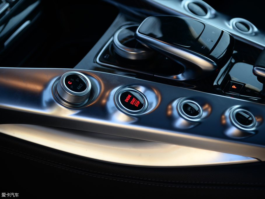 2015YAMG GT AMG GT S