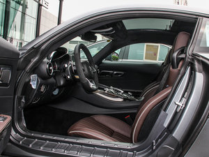 2015款AMG GT S 前排空间