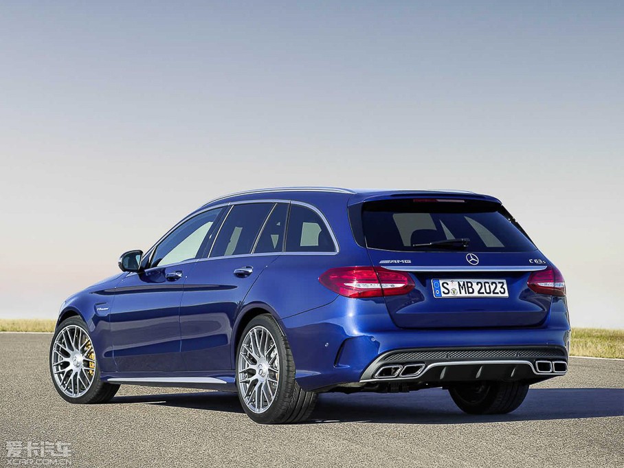 2015YCAMG AMG C 63 S а