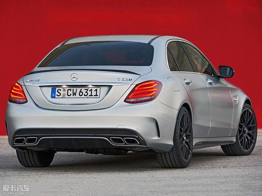 2015YC(j)AMG AMG C 63