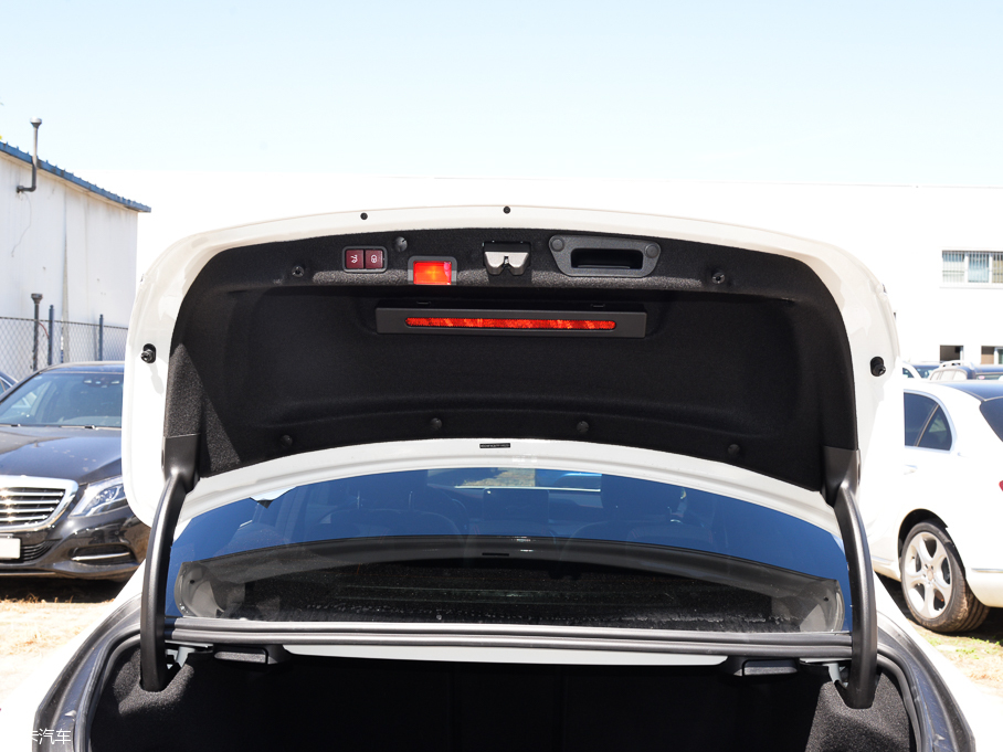 2015YCAMG AMG C 63