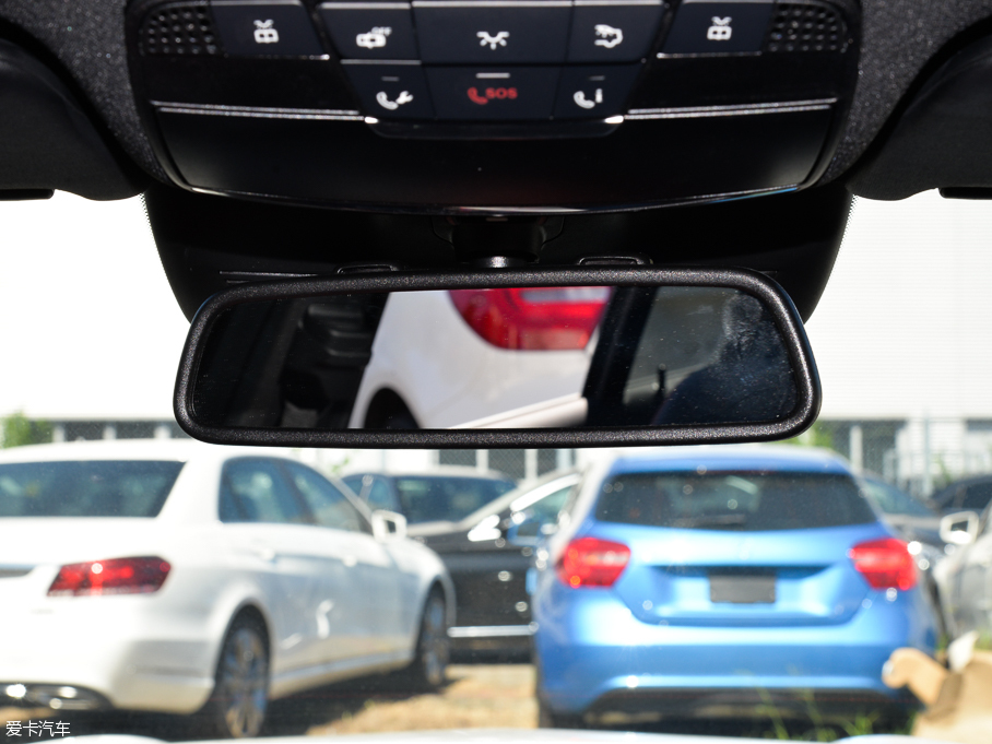 2015YC(j)AMG AMG C 63