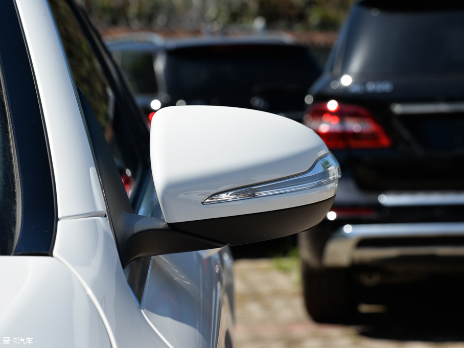 2015YC(j)AMG AMG C 63