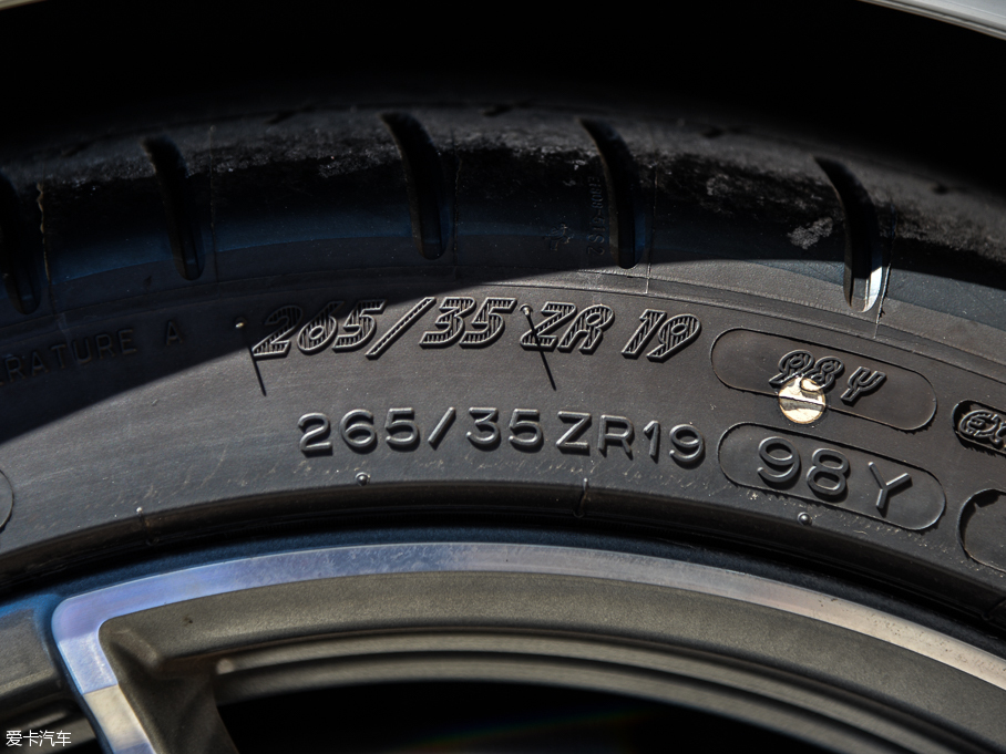 2015YCAMG AMG C 63