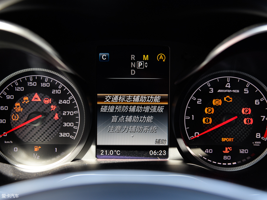 2015YC(j)AMG AMG C 63