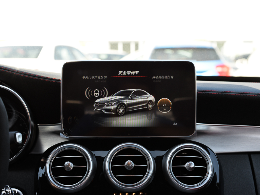 2015YC(j)AMG AMG C 63