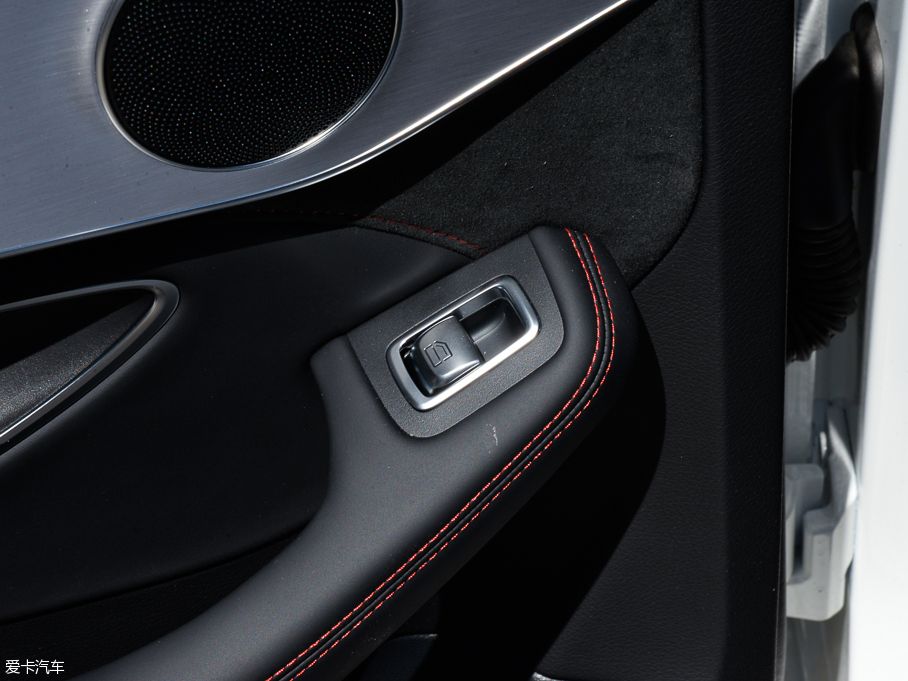 2015YCAMG AMG C 63