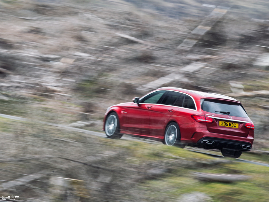 2015YCAMG AMG C 63 а