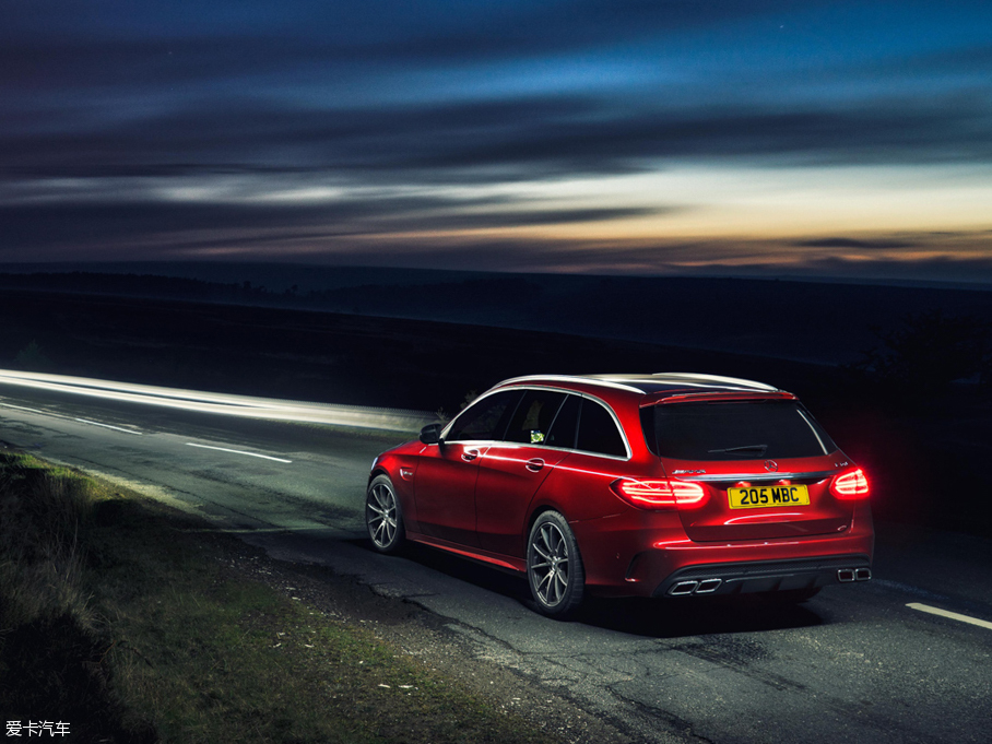 2015YCAMG AMG C 63 а