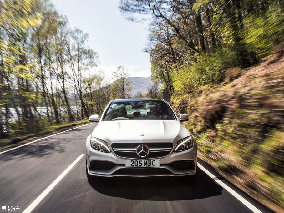 2015YCAMG AMG C 63 S