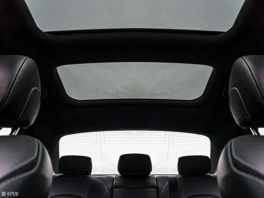 2015YCAMG AMG C 63 S