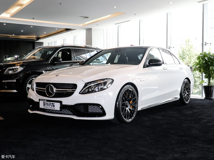 2015YCAMG AMG C 63 S