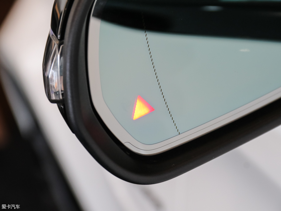 2015��YC��(j��)AMG AMG C 63 S