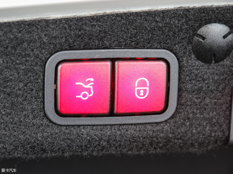 2015YCAMG AMG C 63 S