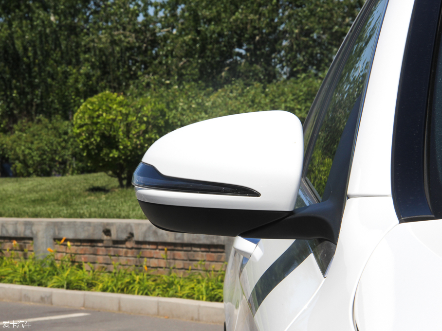 2015YC(j)AMG AMG C 63